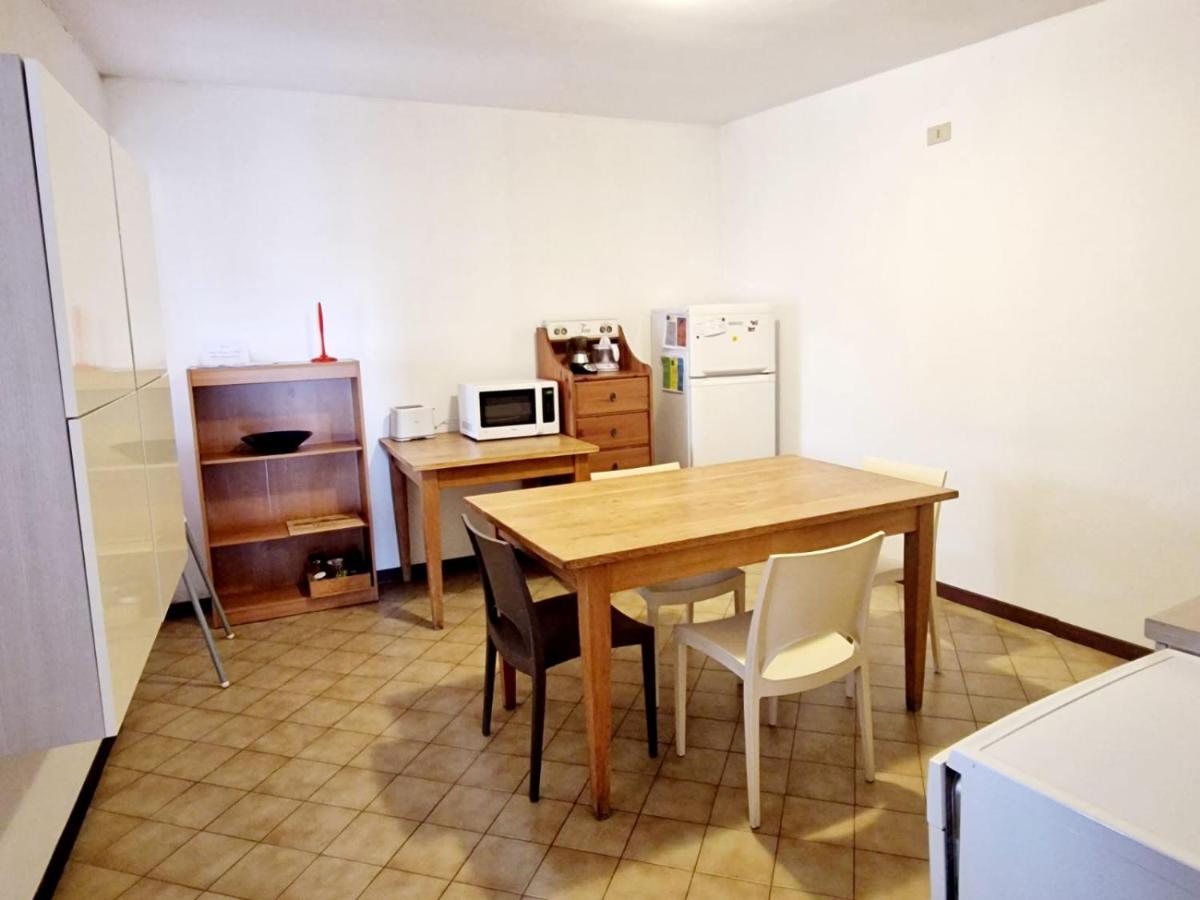 Borgo Volciano Garda Lake App.2 Roe Εξωτερικό φωτογραφία